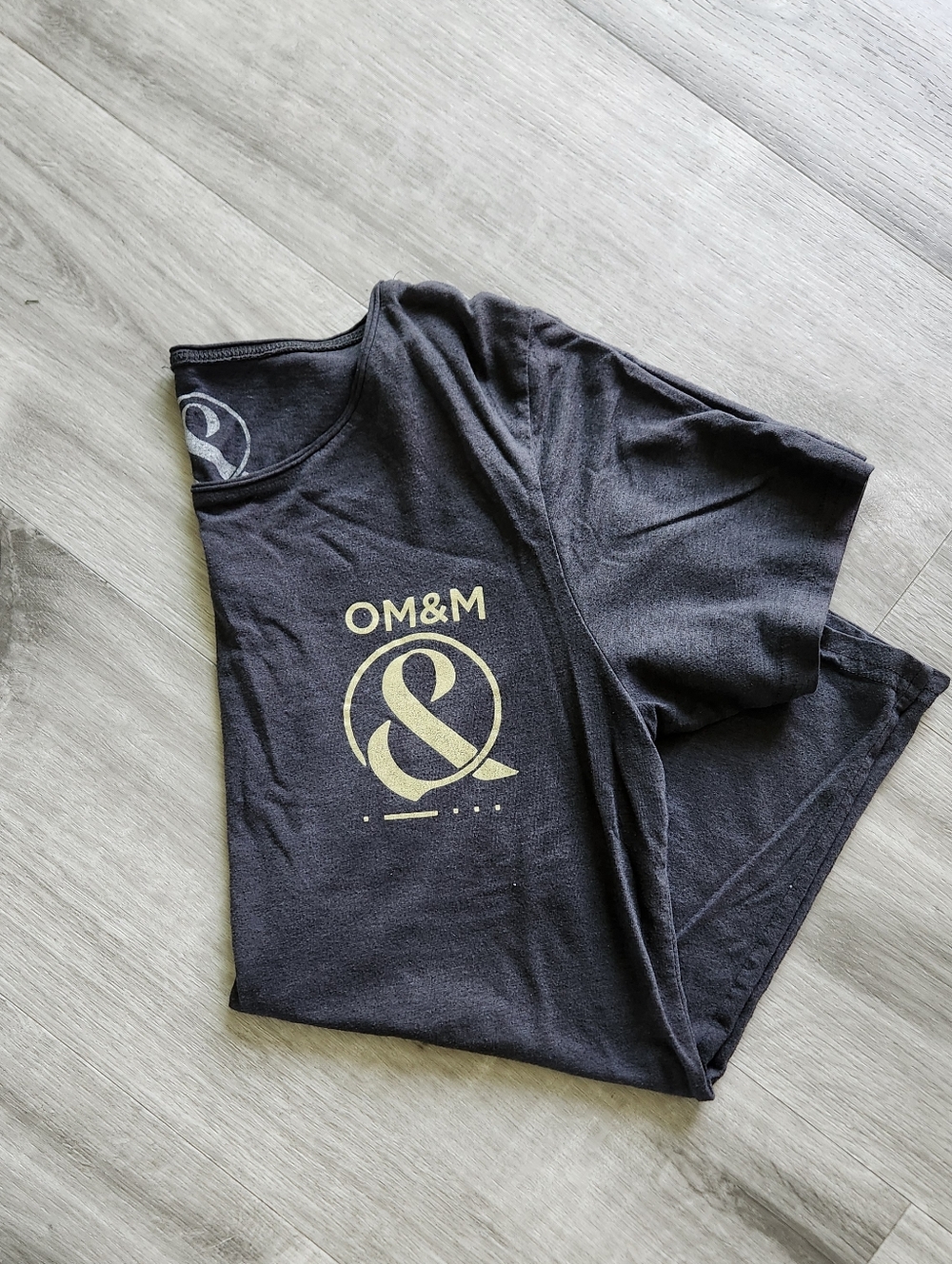 Of Mice & Men Band Faded Black T-Shirt Womens Raw Hem Size Small
